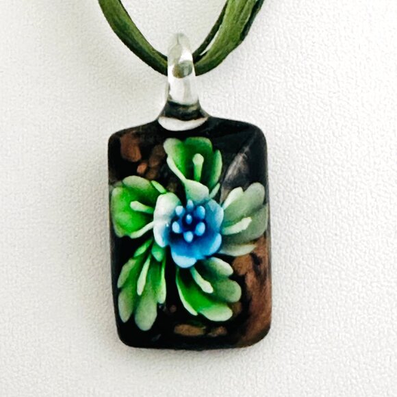 Art Glass Flower Pendant/Necklace w/Green Sheer Ribbon and Cord - Picture 2 of 6